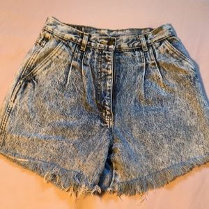 Vintage High Waist Mom cut-off shorts size9/10
